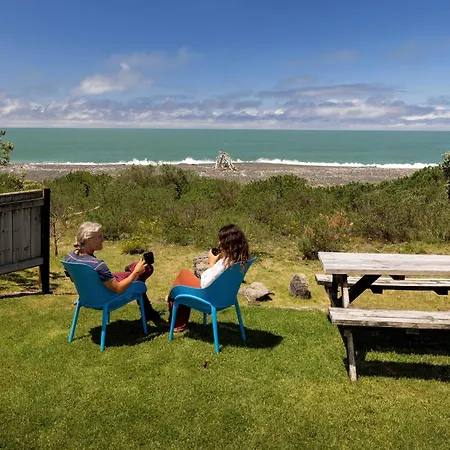 Napier Beach Top 10 Holiday Park & Motels Exterior photo